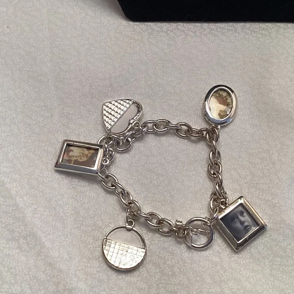 Premier Design Brand Silvertone Heavy Link Photo Frame Bracelet